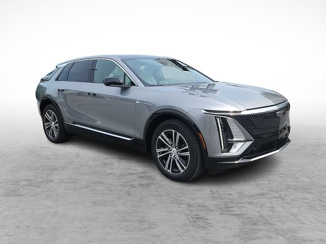 New 2027 Cadillac Lyriq Luxury w/ LPO, Floor Liner Package AWD/4WD image 2