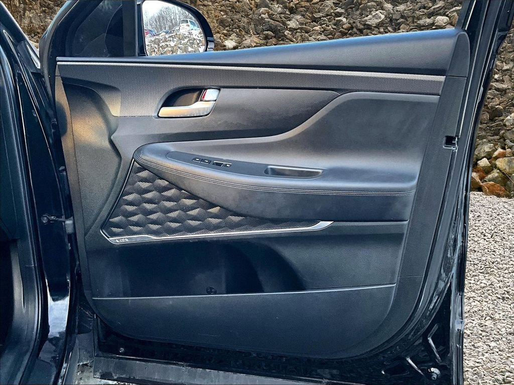 Used 2019 Hyundai Santa Fe SEL w/ Cargo Package image 19