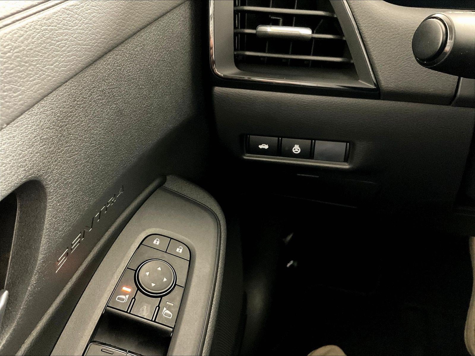 Certified 2026 Nissan Sentra SV w/ SV Convenience Package FWD image 15