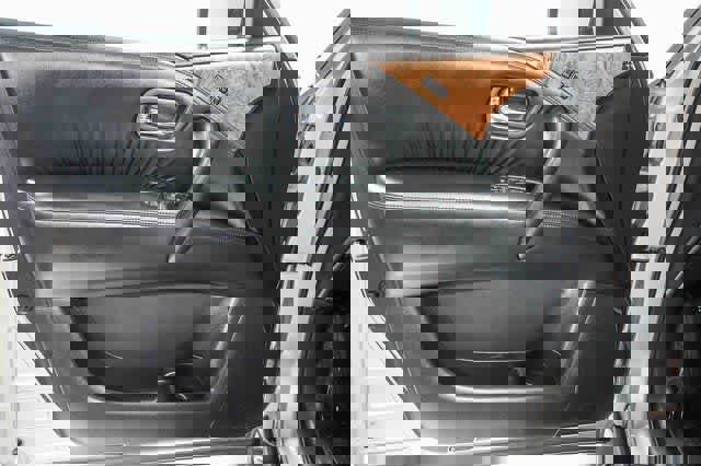 Used 2021 Nissan Armada SL w/ Captain's Chairs Package image 22