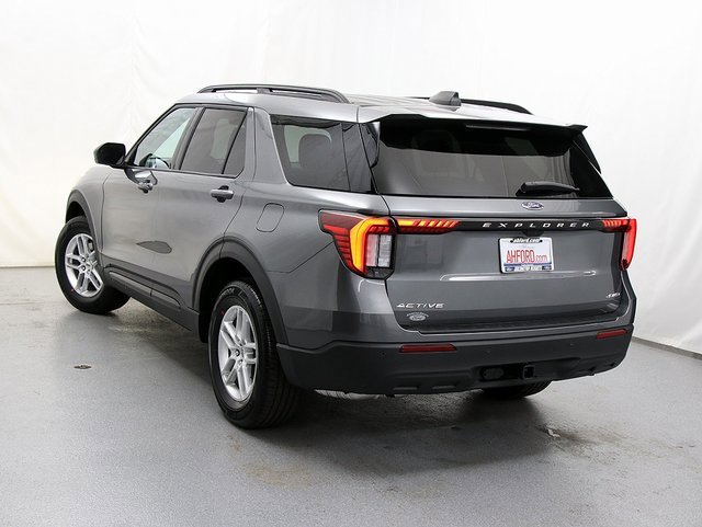 New 2026 Ford Explorer Active image 8