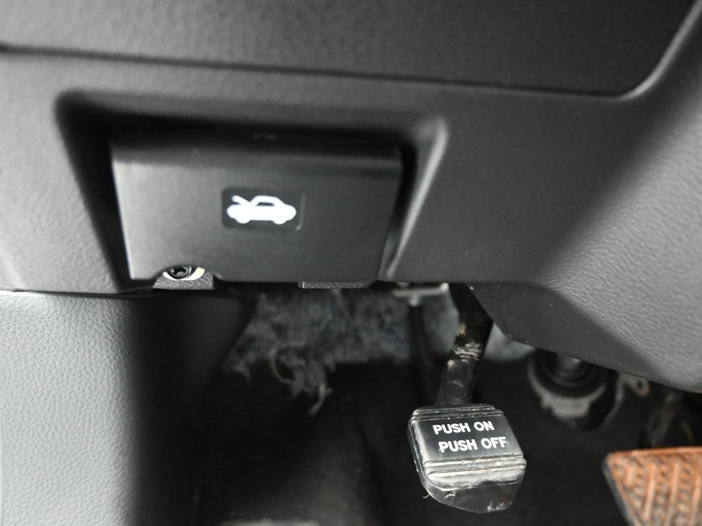 Used 2023 Nissan Maxima SV w/ Floor Mat Group FWD image 20