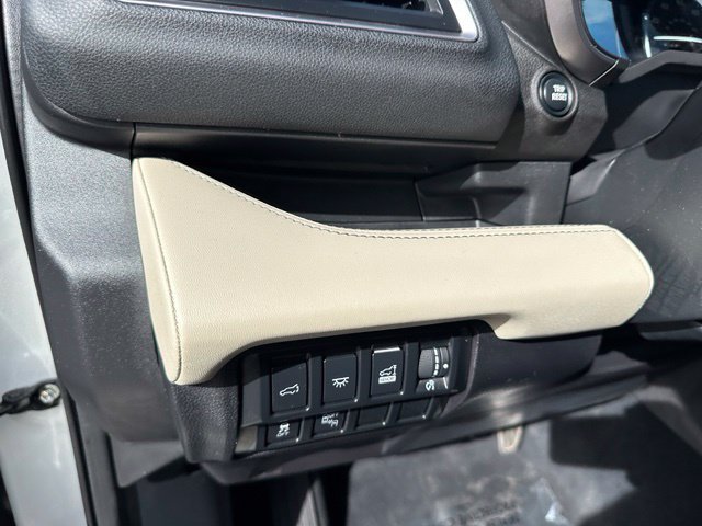 Used 2021 Subaru Ascent Touring w/ Popular Package #2 AWD/4WD image 22