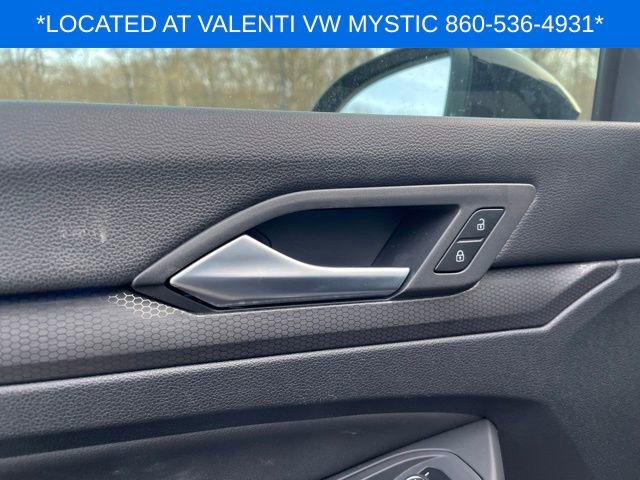 Certified 2024 Volkswagen GTI Autobahn image 31