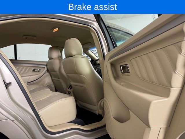 Used 2018 Ford Taurus SEL image 16