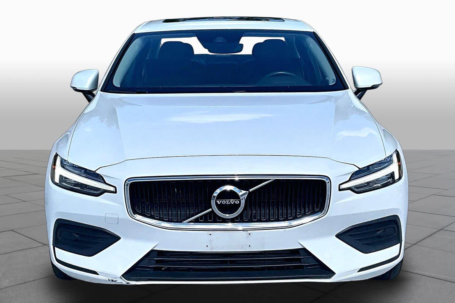 Used 2020 Volvo S60 T6 Momentum AWD/4WD image 4