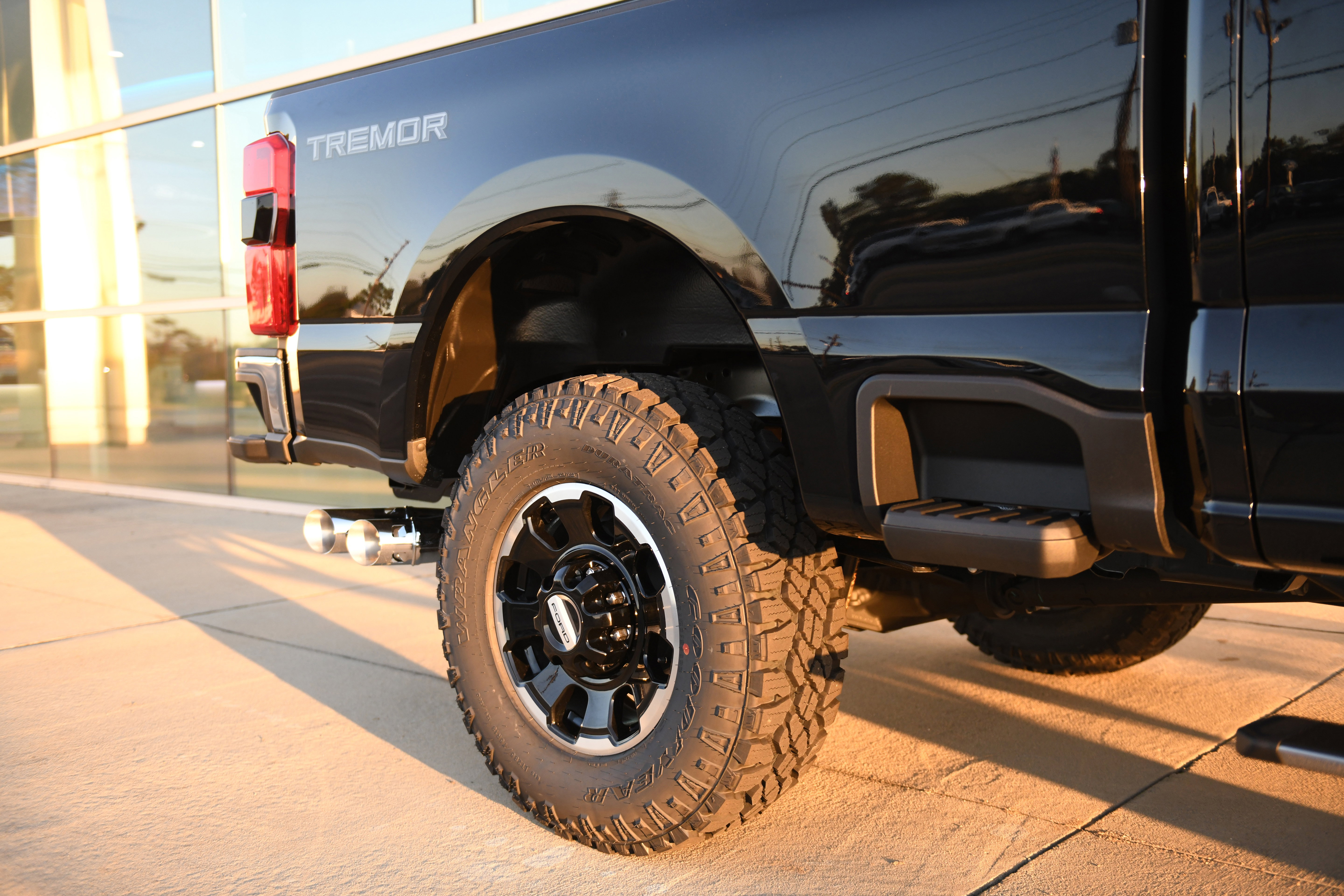 New 2026 Ford F250 King Ranch w/ Tremor Off-Road Package image 19