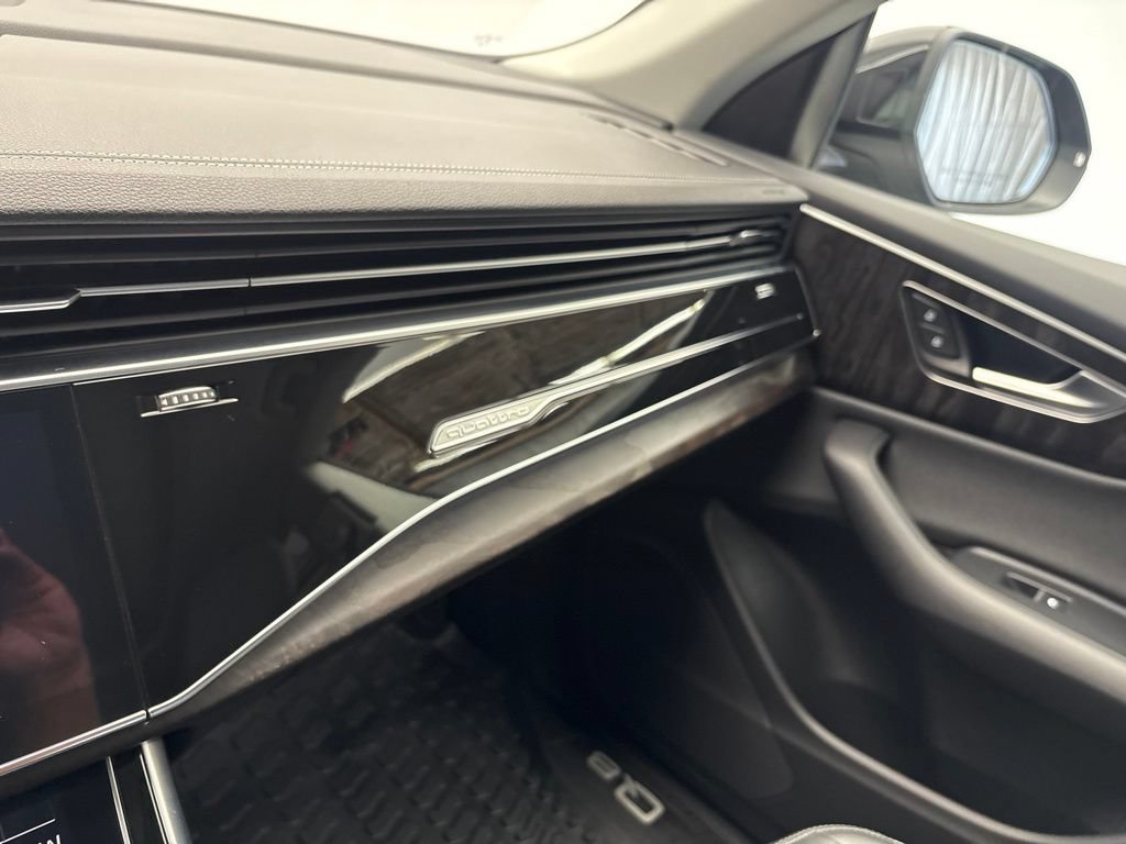 Used 2023 Audi Q8 Premium w/ Convenience Package AWD/4WD image 34