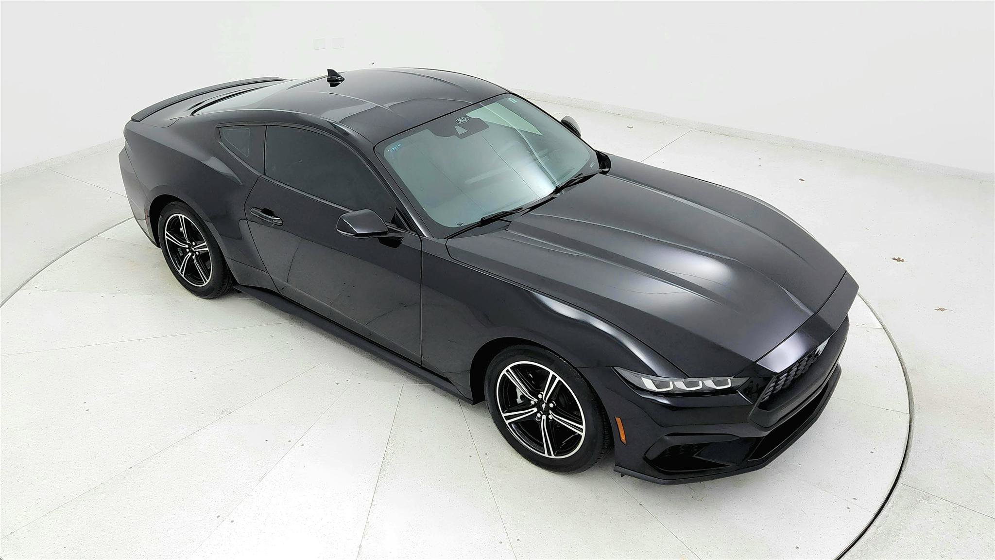 Used 2024 Ford Mustang Premium image 19
