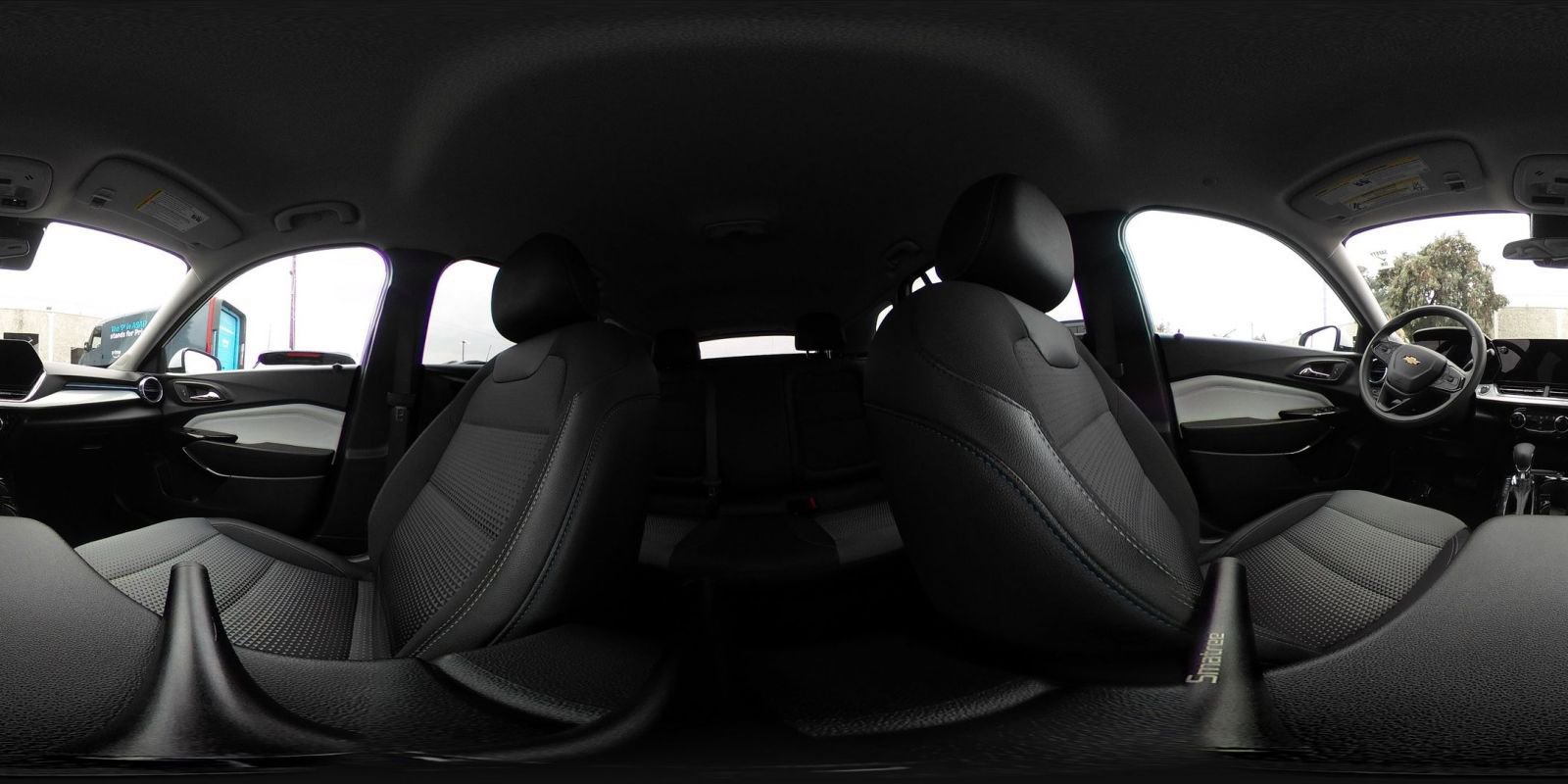 Used 2025 Chevrolet Trax LT image 40