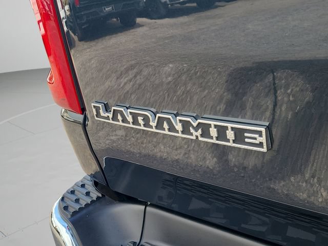 Used 2025 RAM 1500 Laramie AWD/4WD image 5