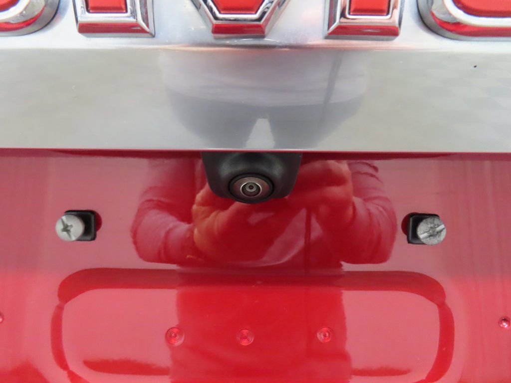 Used 2024 GMC Yukon XL Denali image 38