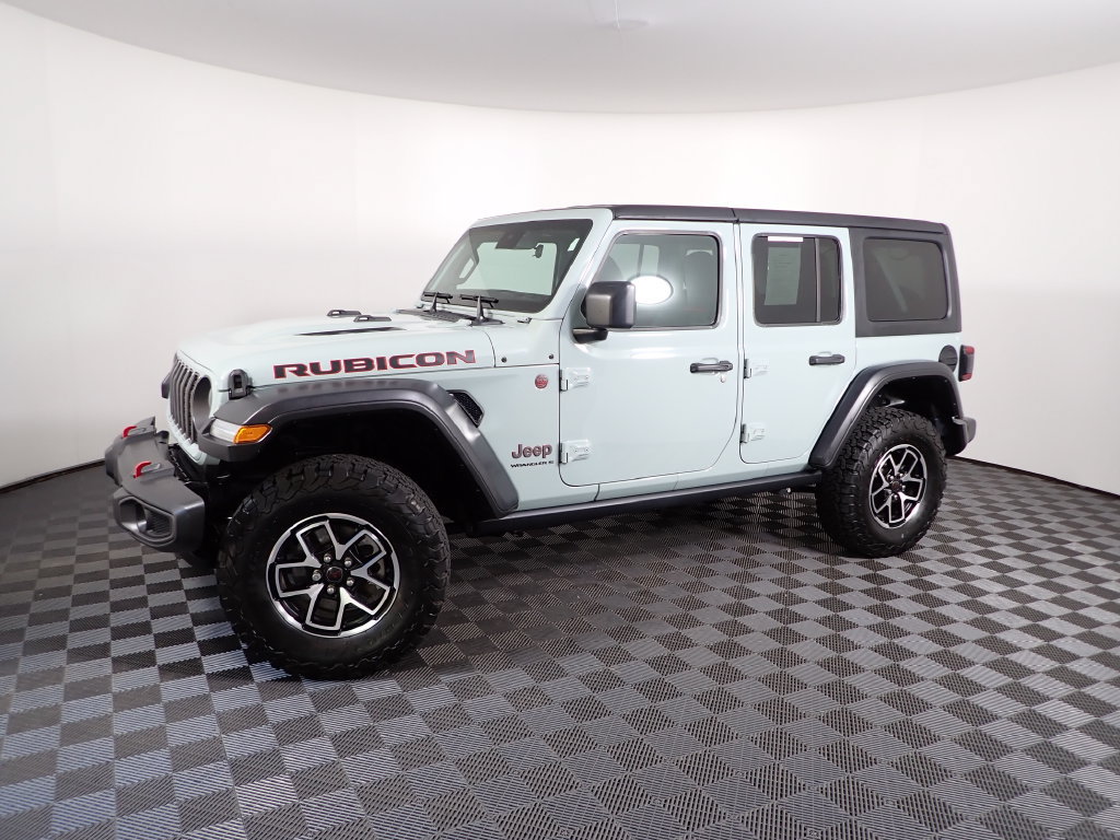 Used 2024 Jeep Wrangler Unlimited Rubicon AWD/4WD image 12