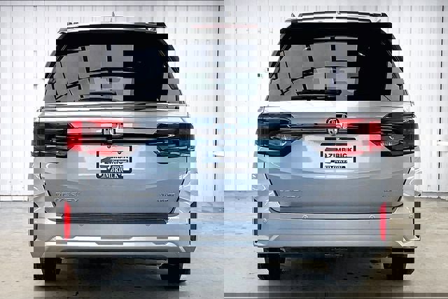 New 2026 Honda Odyssey Touring image 4
