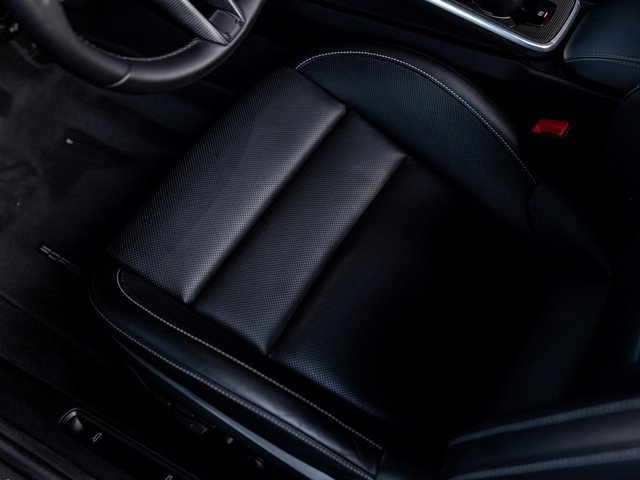 Used 2022 Porsche 911 Turbo S image 25