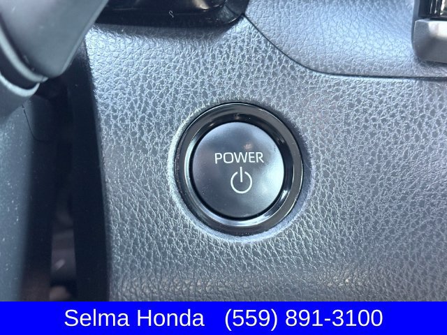 Used 2025 Toyota Camry LE FWD image 17