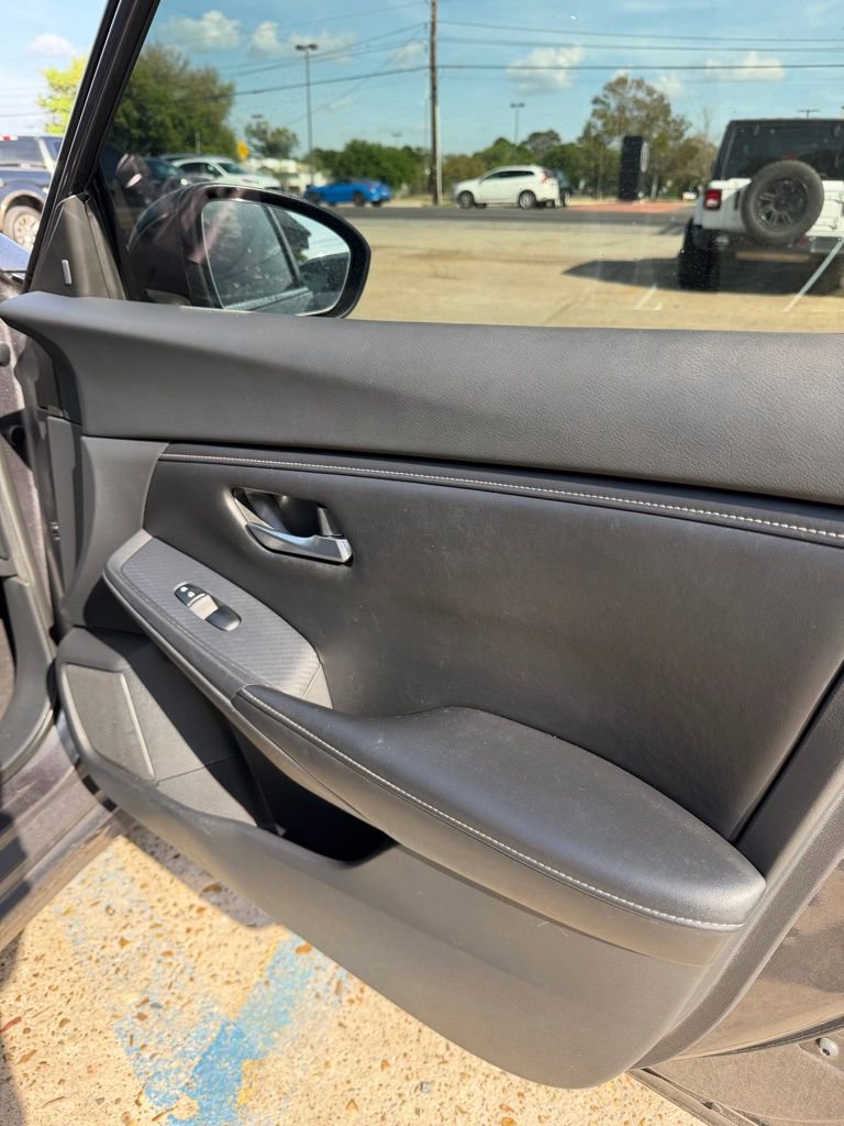 Used 2021 Nissan Sentra S FWD image 19