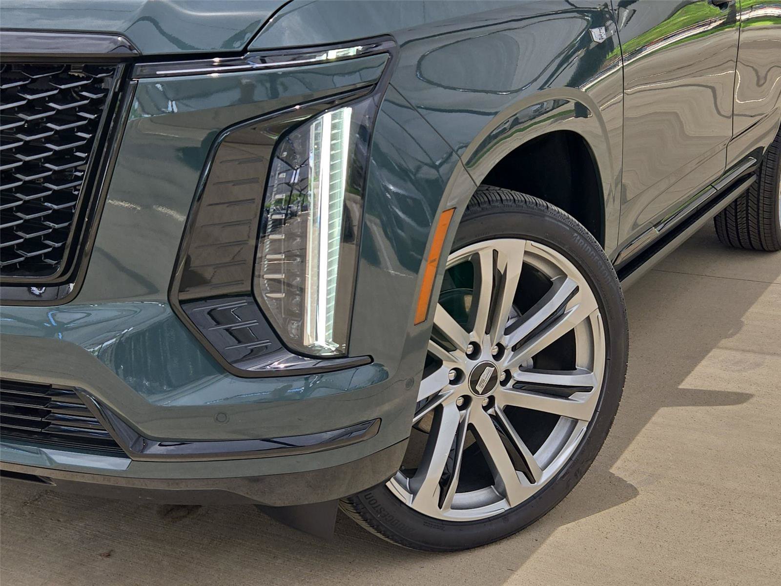 New 2026 Cadillac Escalade Sport w/ Touring Package AWD/4WD image 7