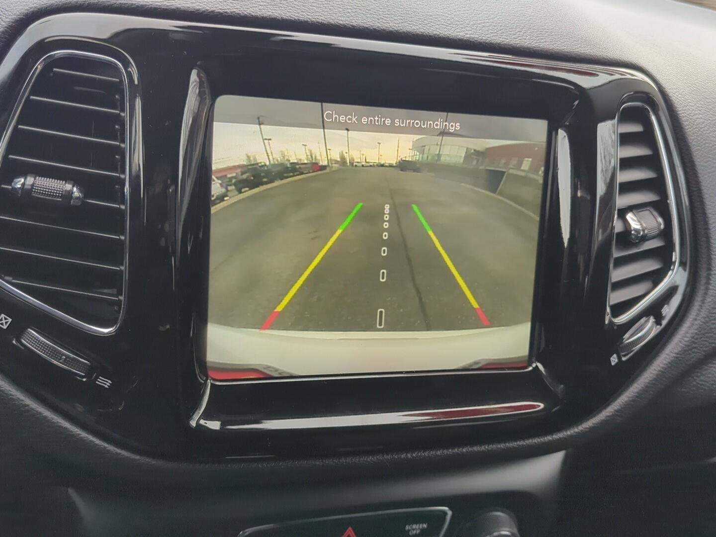 Used 2021 Jeep Compass Limited image 28