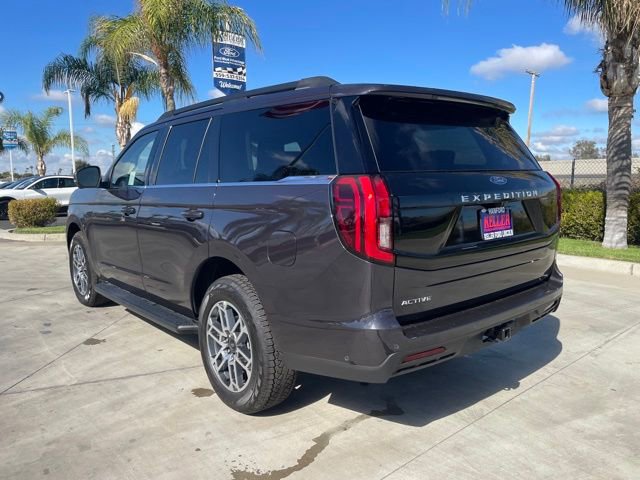 New 2025 Ford Expedition Active image 3