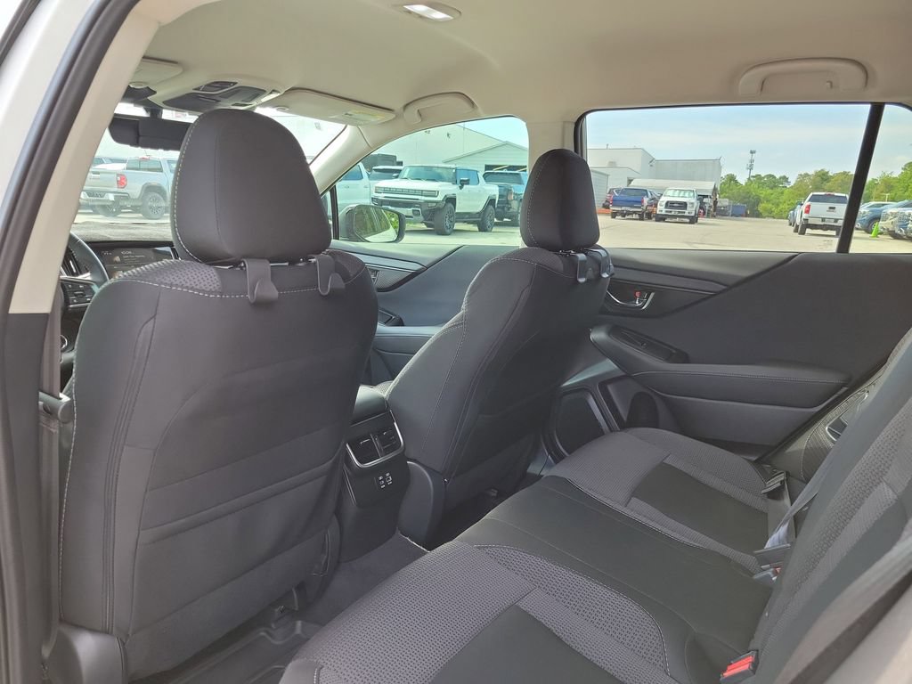 Used 2025 Subaru Outback Premium w/ Popular Package #1A AWD/4WD image 14