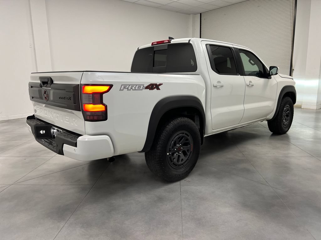 Used 2026 Nissan Frontier PRO-4X AWD/4WD image 9