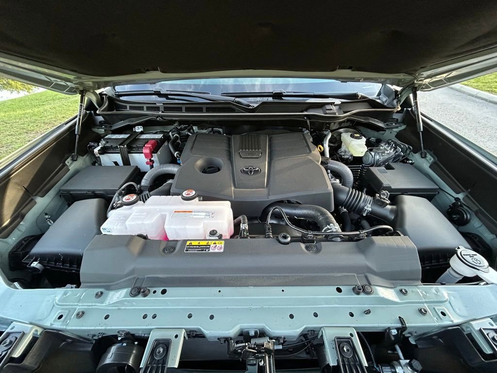 Certified 2026 Toyota Tundra Limited AWD/4WD image 11