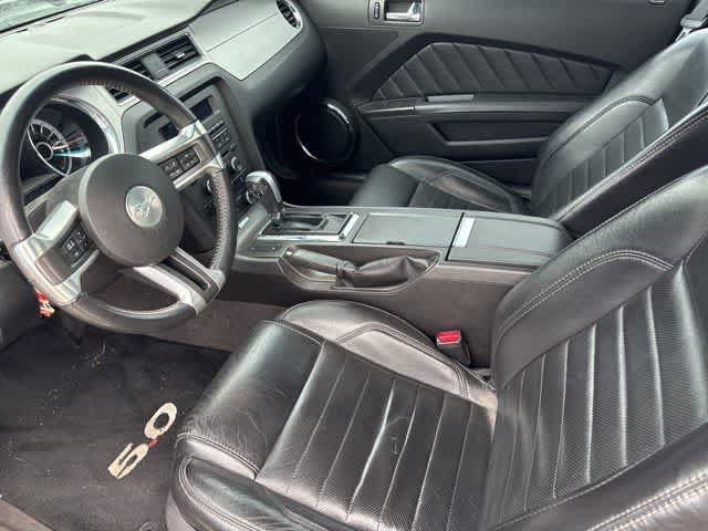 Used 2013 Ford Mustang GT Premium w/ Brembo Brake Pkg RWD image 9
