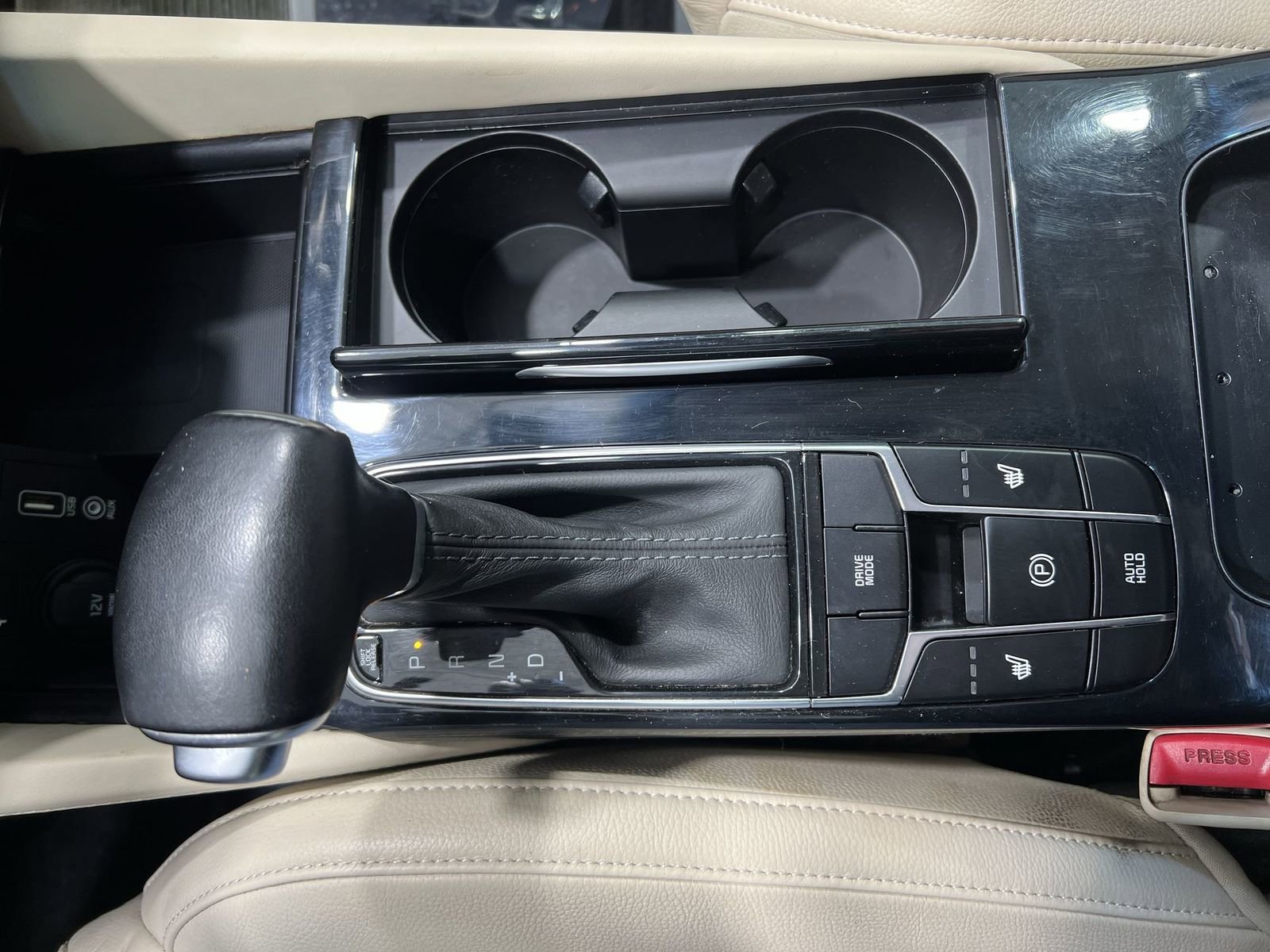 Used 2019 Kia Cadenza Technology image 20