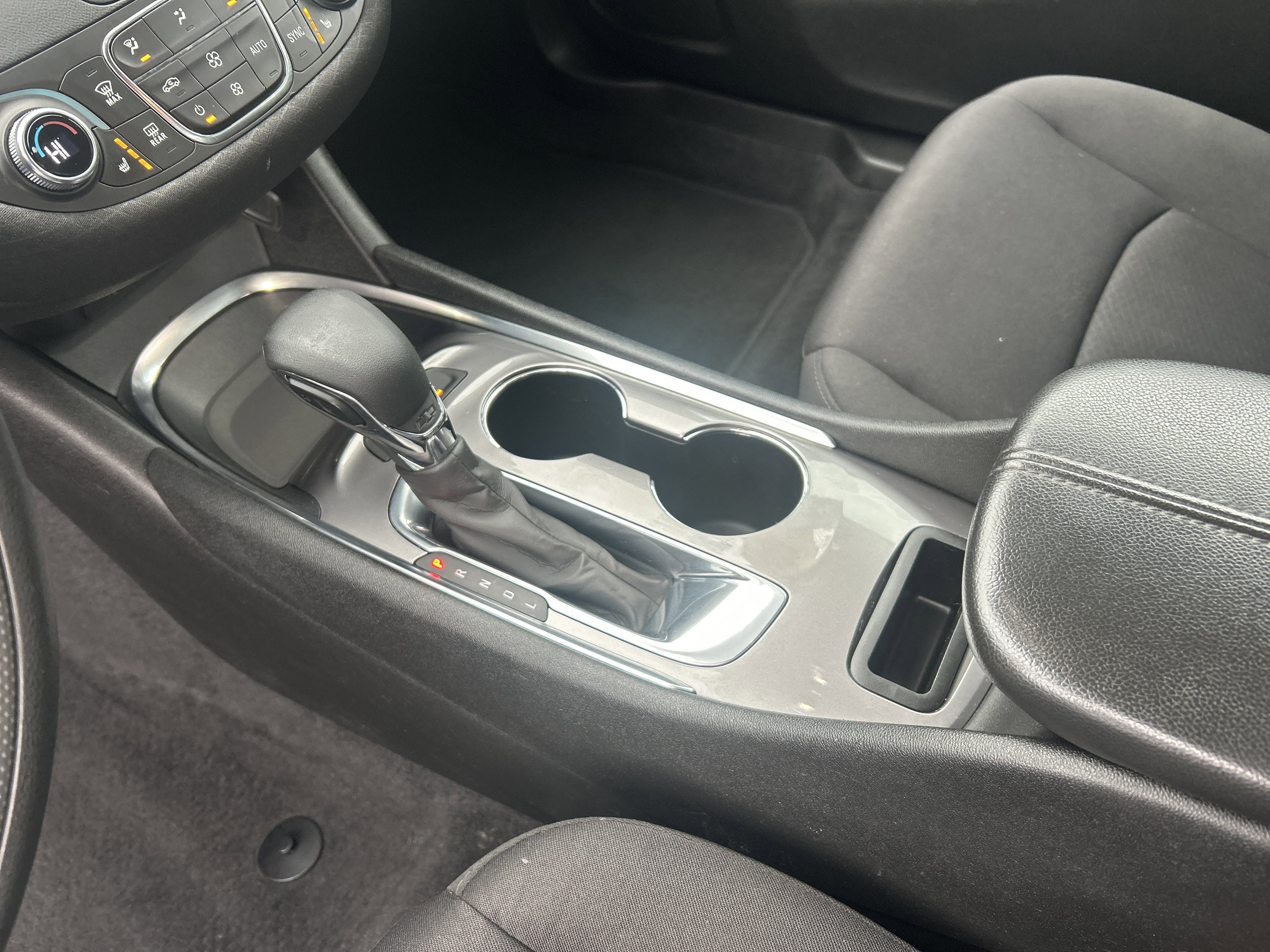 Used 2021 Chevrolet Malibu LT image 21