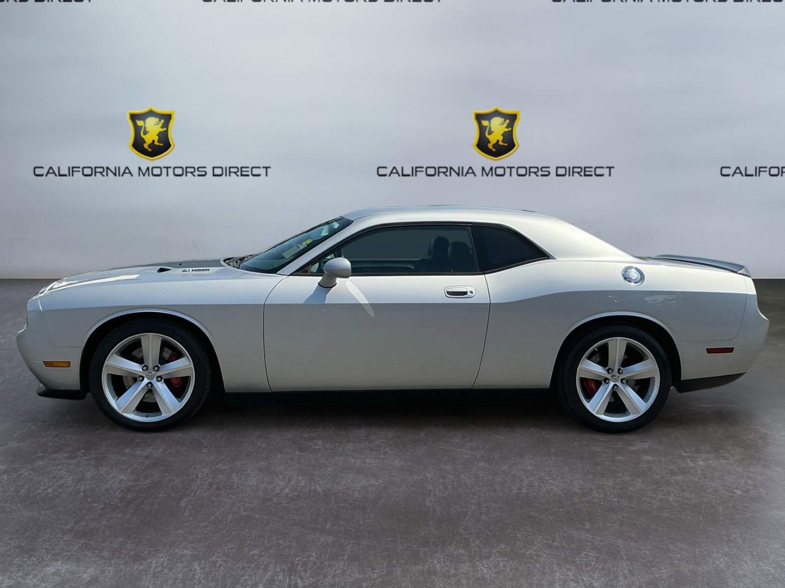 Used 2010 Dodge Challenger SRT8 w/ SRT Option Group II RWD image 8