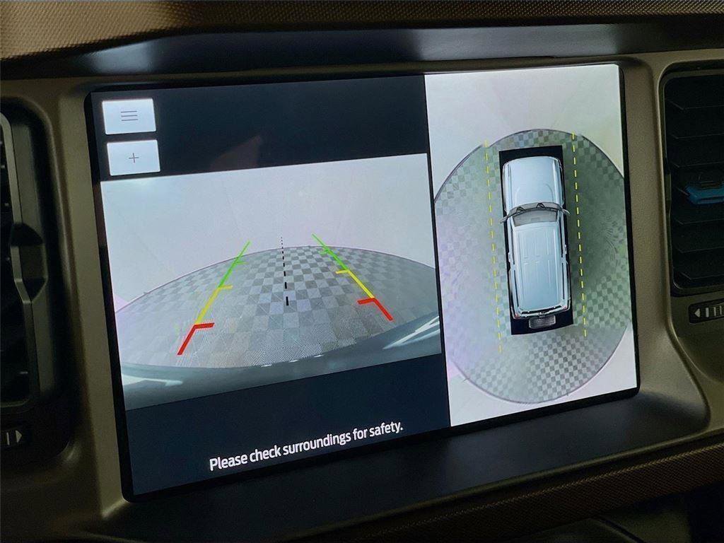 Used 2023 Ford Bronco Outer Banks image 17