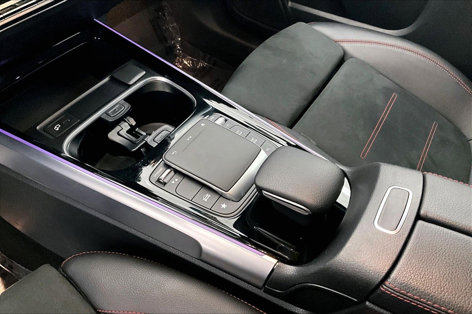 Certified 2023 Mercedes-Benz GLB 250 4MATIC image 15