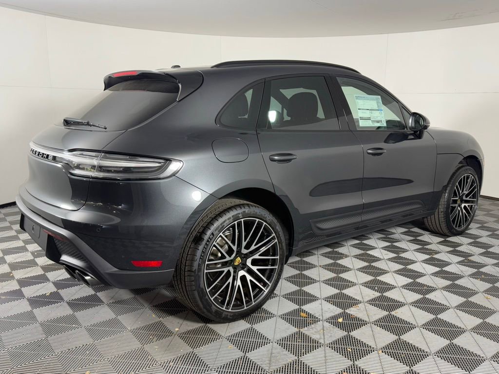 New 2026 Porsche Macan image 7
