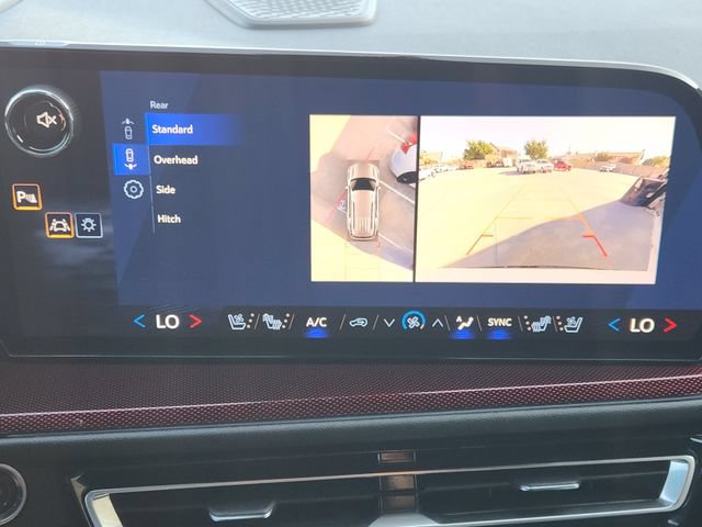 Used 2026 Chevrolet Traverse RS w/ LPO, Floor Liner Package FWD image 6