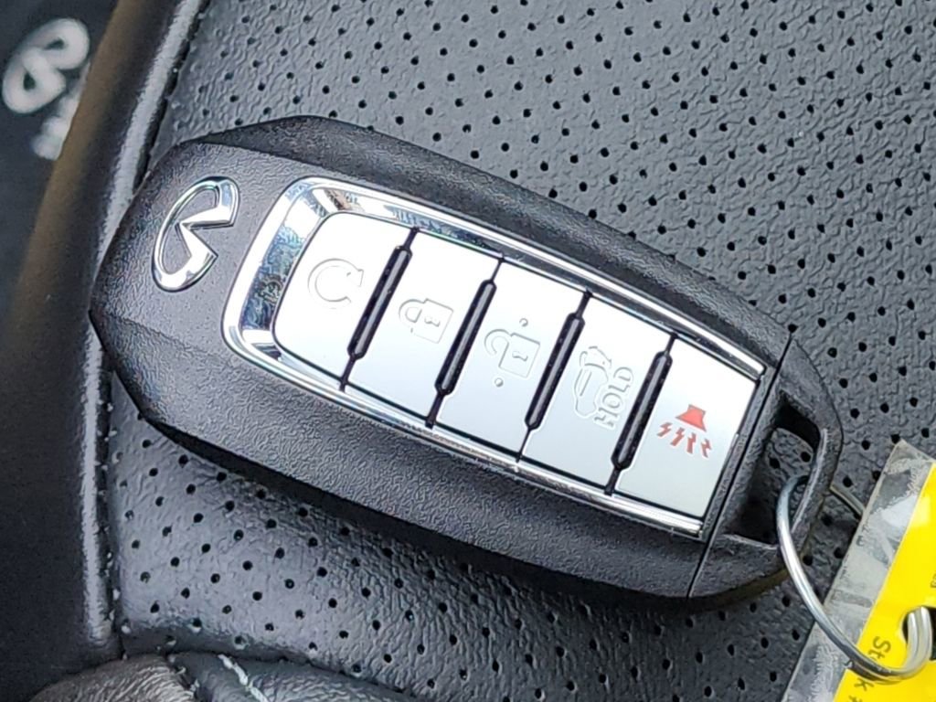 New 2025 INFINITI QX55 Essential image 39