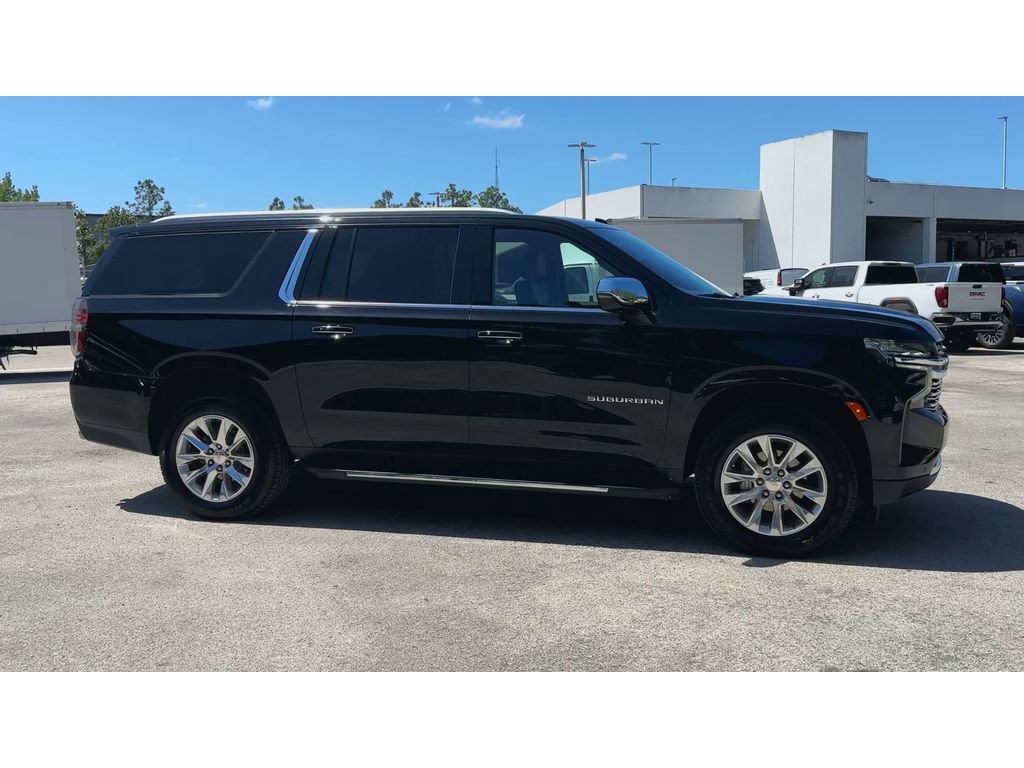 Certified 2024 Chevrolet Suburban Premier RWD image 2