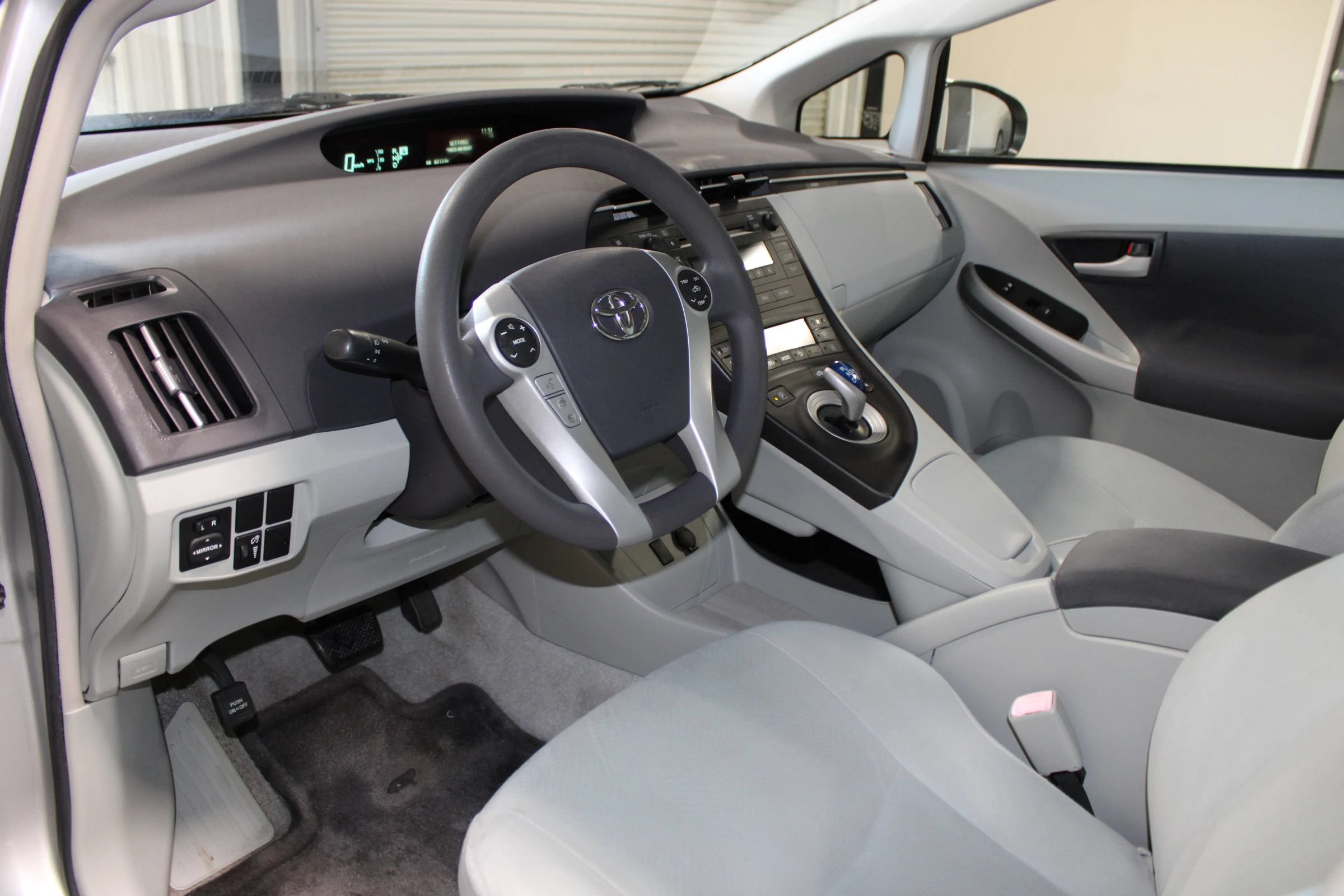 Used 2010 Toyota Prius Three FWD image 19