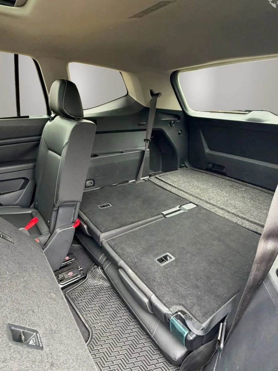Used 2021 Volkswagen Atlas SE w/ Panoramic Sunroof Package FWD image 27