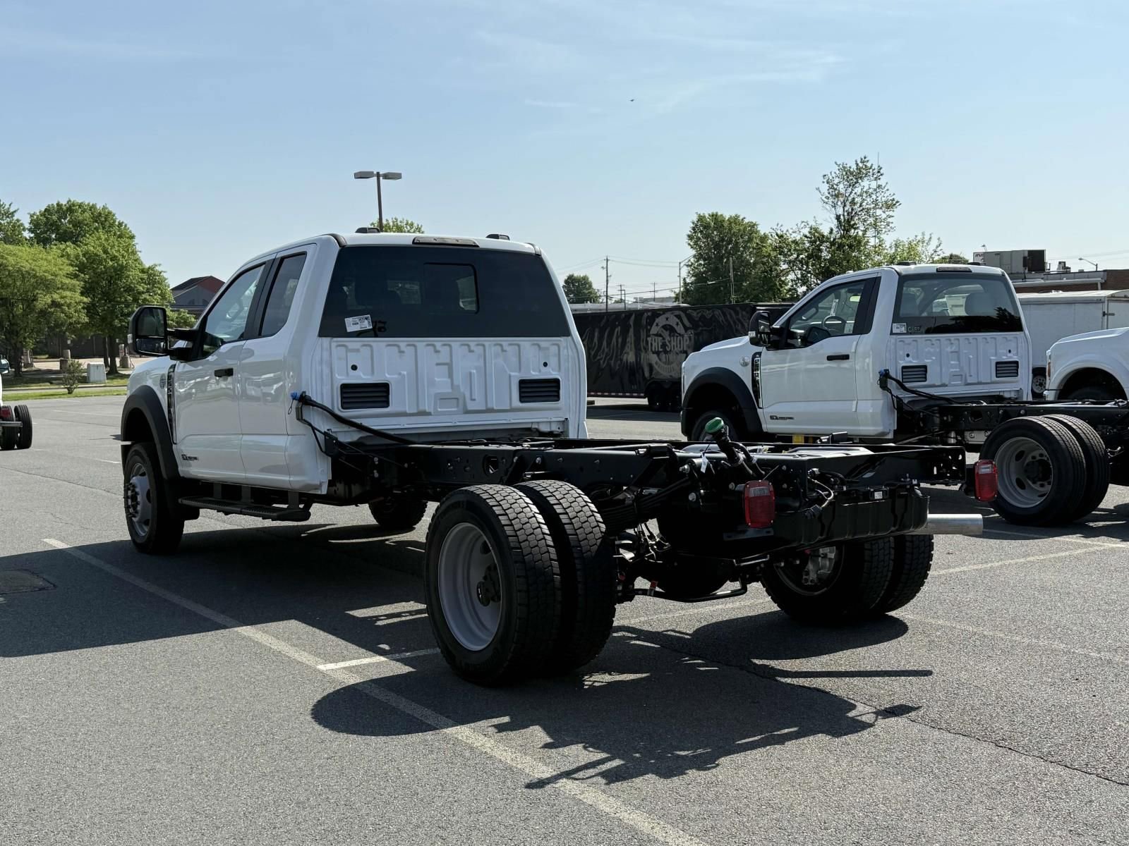 New 2025 Ford F550 4x4 SuperCab Super Duty image 4