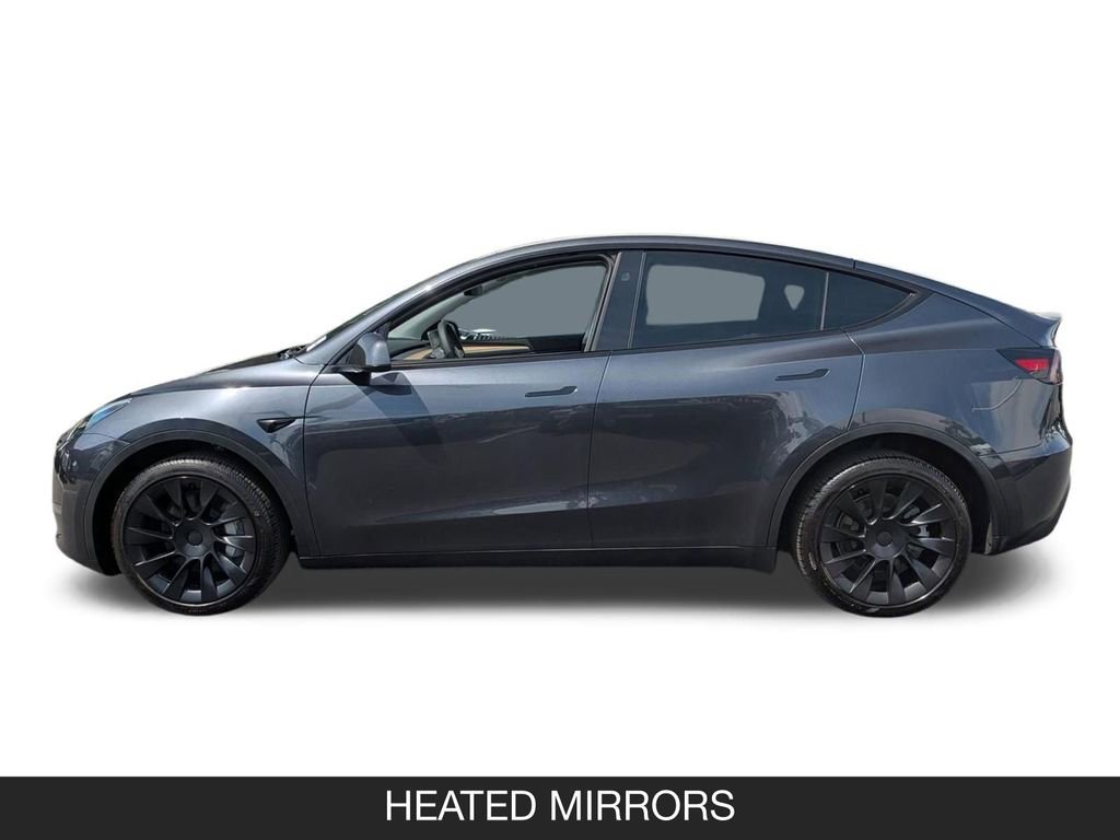 Used 2024 Tesla Model Y Long Range image 5