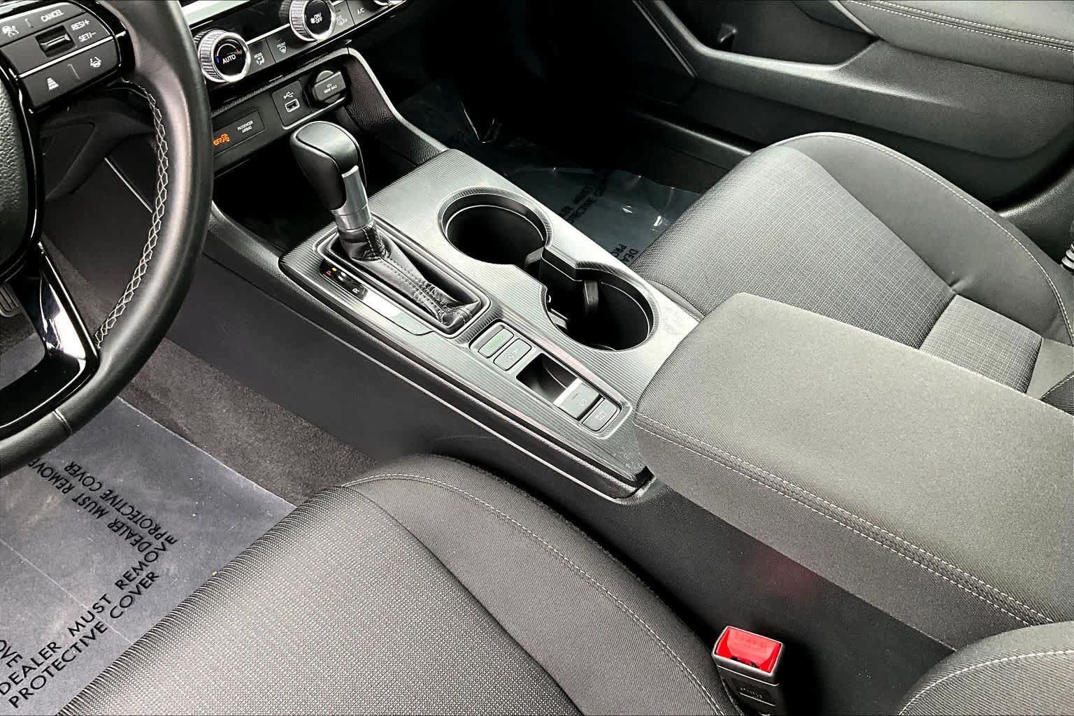Used 2024 Honda Civic EX image 16