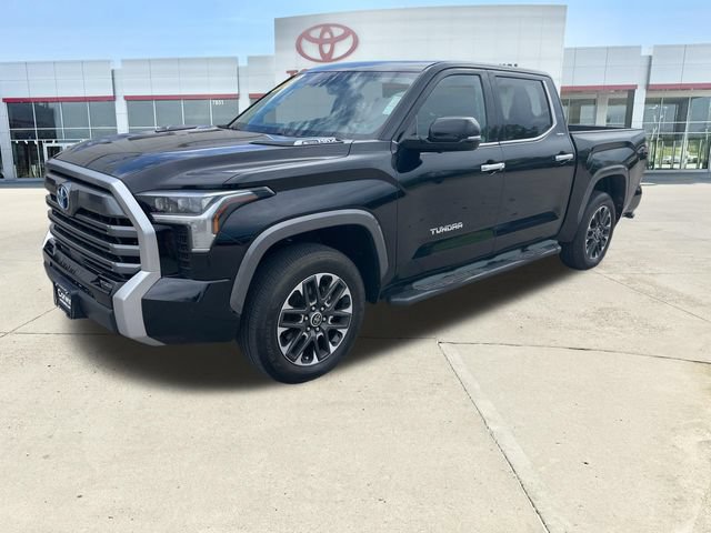 Used 2024 Toyota Tundra Limited AWD/4WD image 7