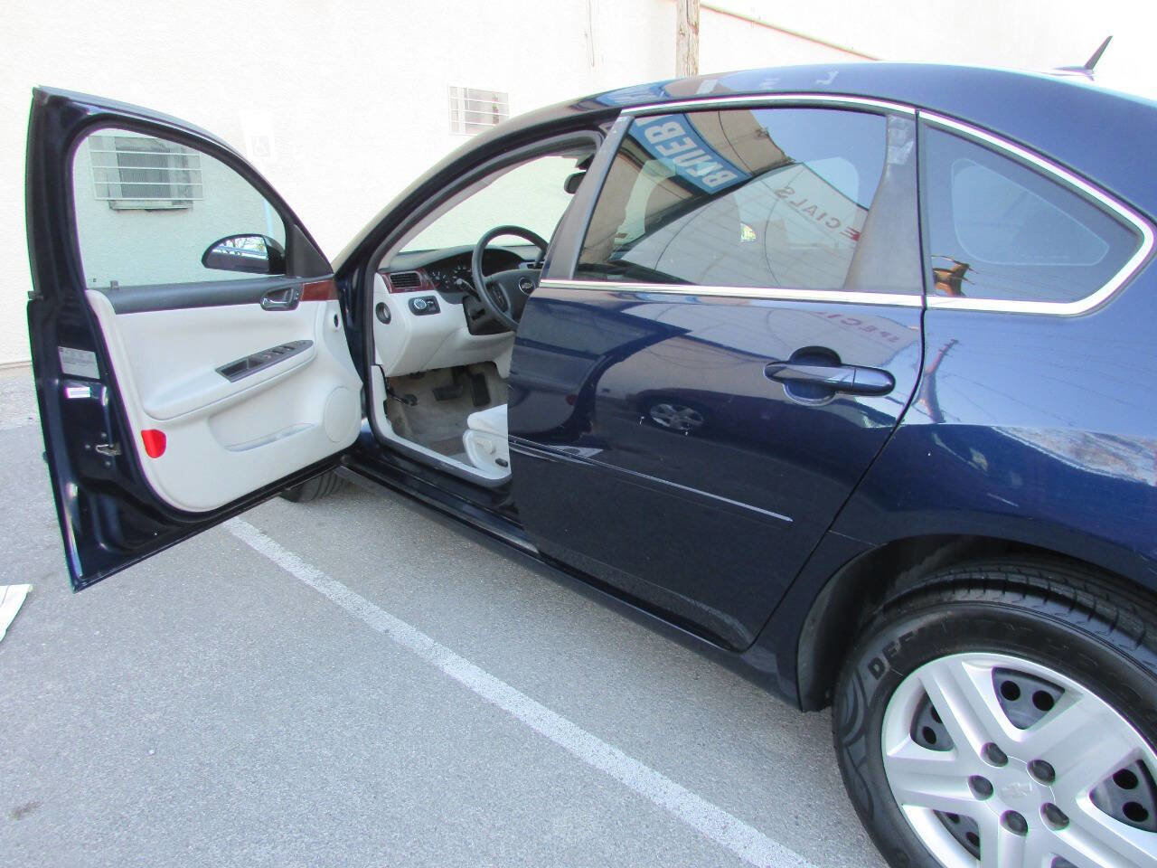 Used 2008 Chevrolet Impala LS FWD image 10