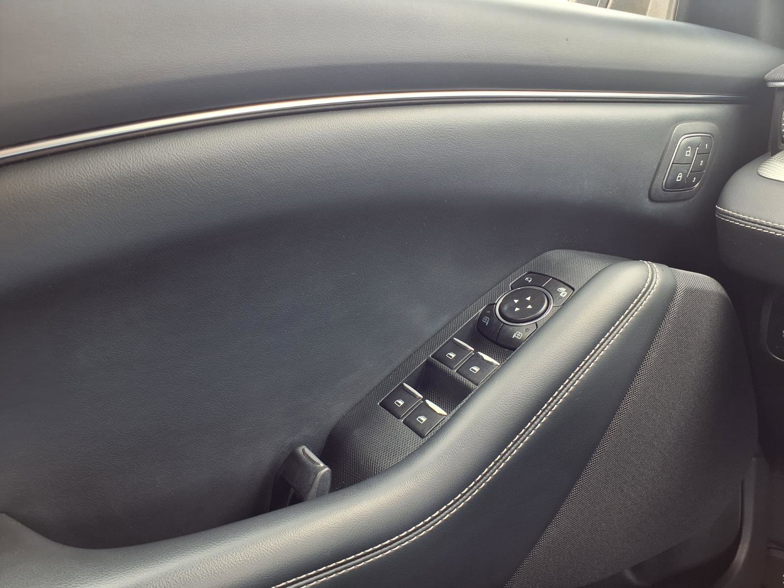 Used 2021 Ford Mustang Mach-E Select w/ Comfort/Appearance Package image 18