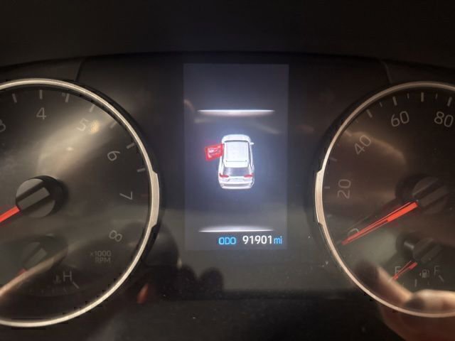 Used 2021 Toyota RAV4 XLE Premium FWD image 14