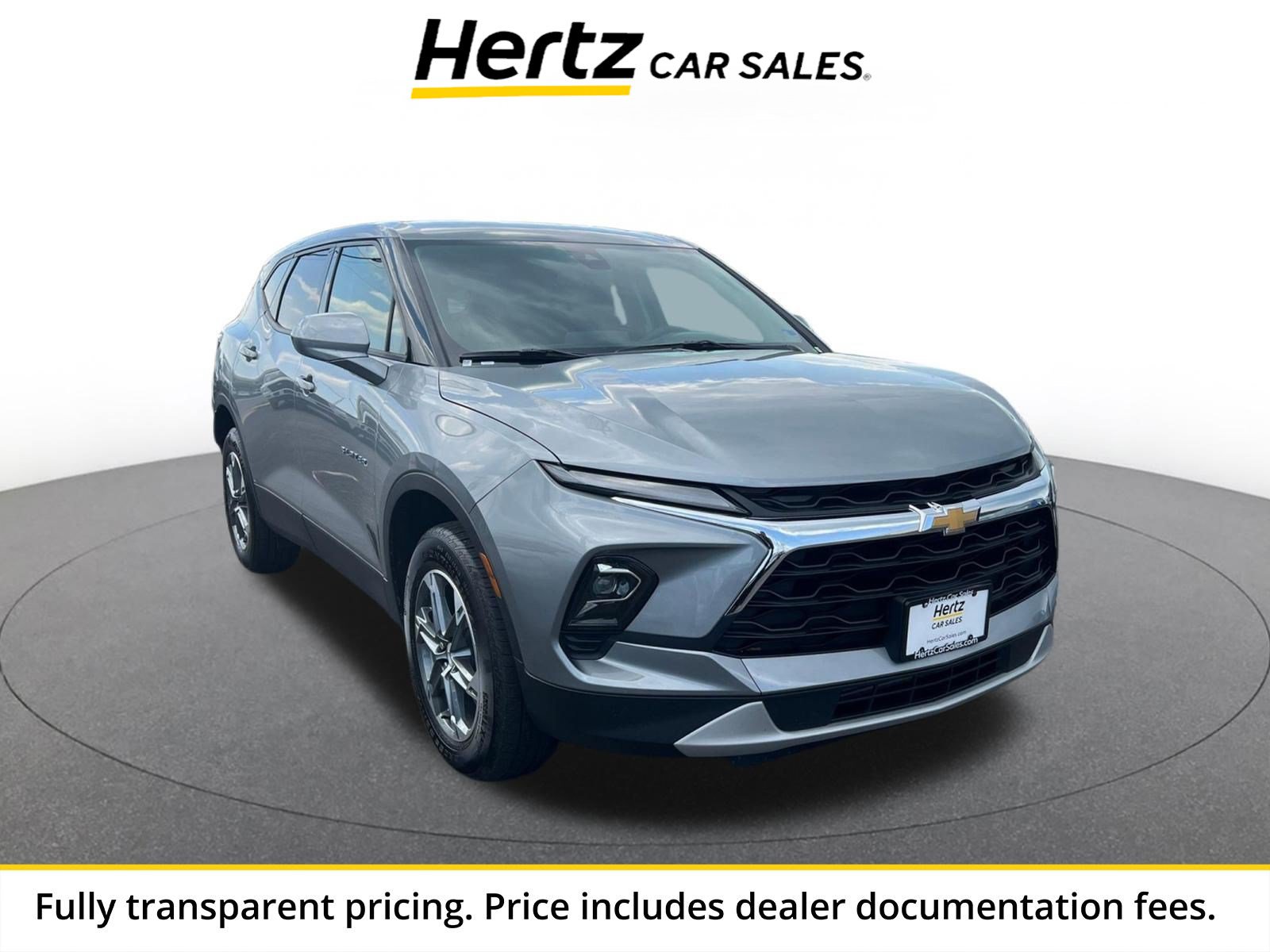 Used 2025 Chevrolet Blazer LT FWD image 1