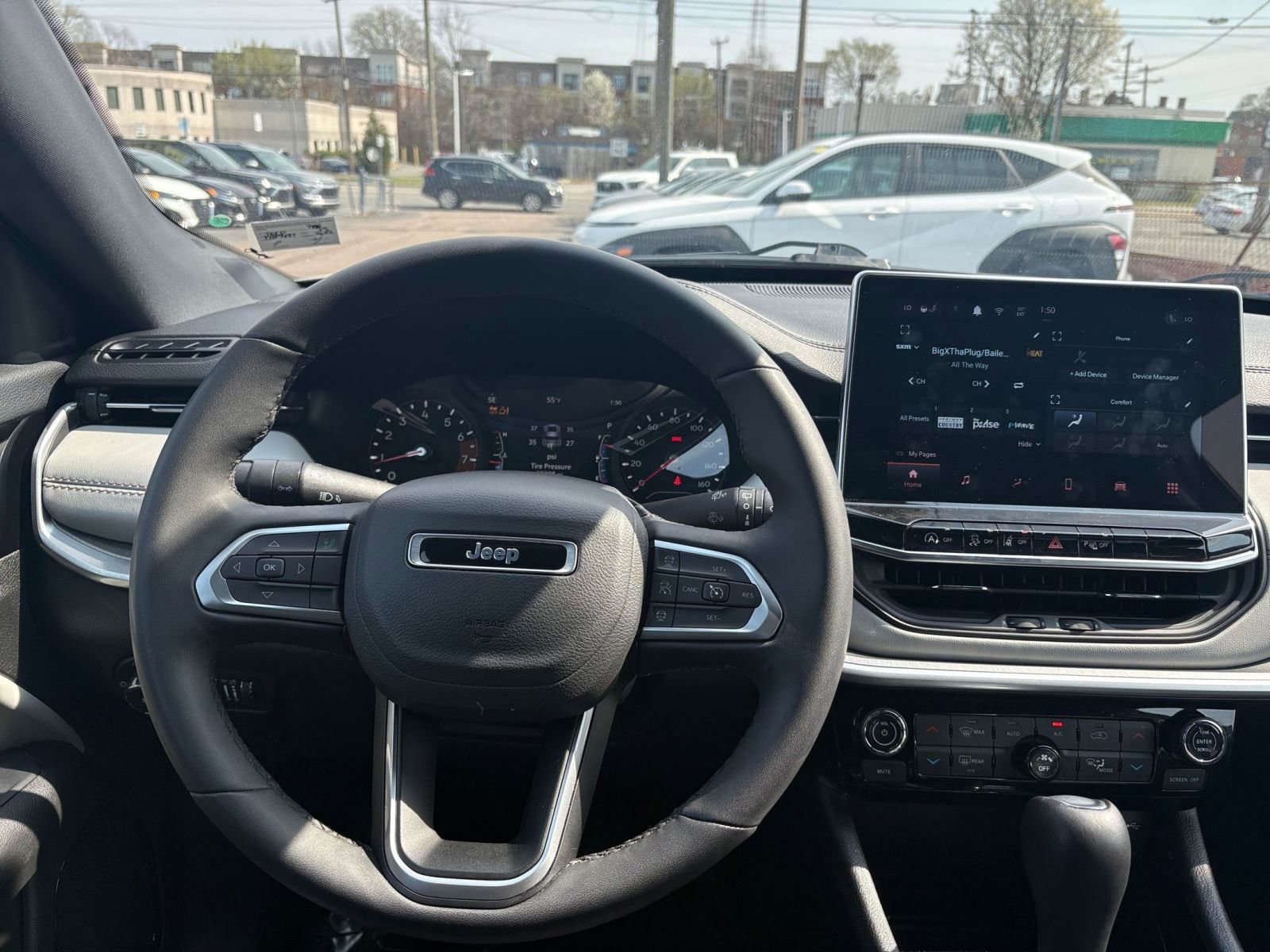 Used 2025 Jeep Compass Limited image 35