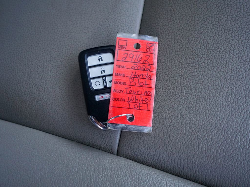 Used 2022 Honda Pilot Touring image 36