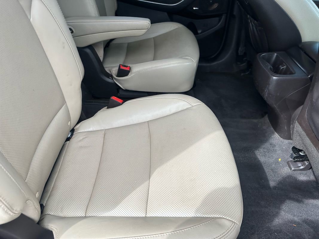 Used 2019 Hyundai Santa Fe XL AWD/4WD image 24